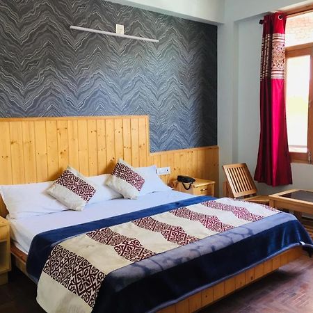 Hotel Corner Retreat Manāli Dış mekan fotoğraf
